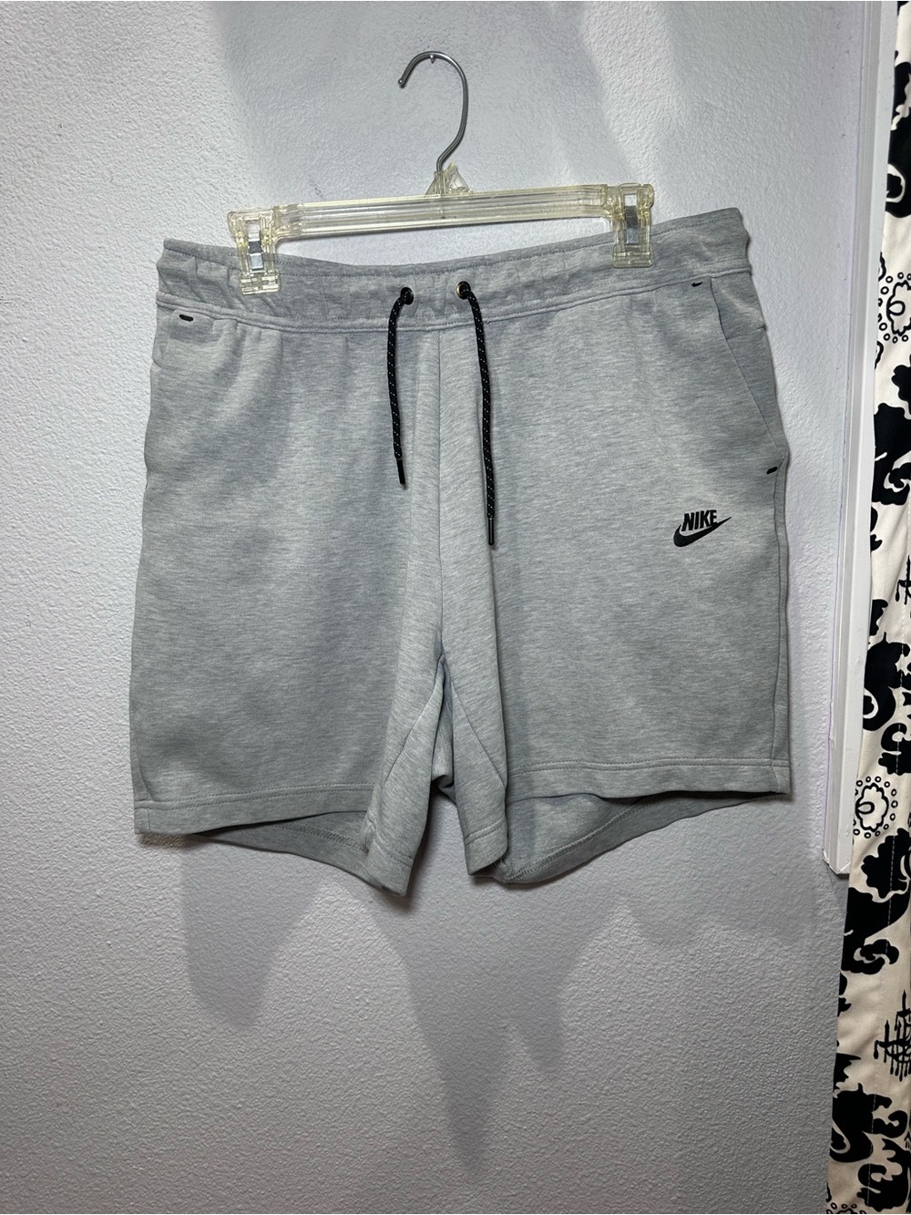 Nike sportswear tech fleece shorts